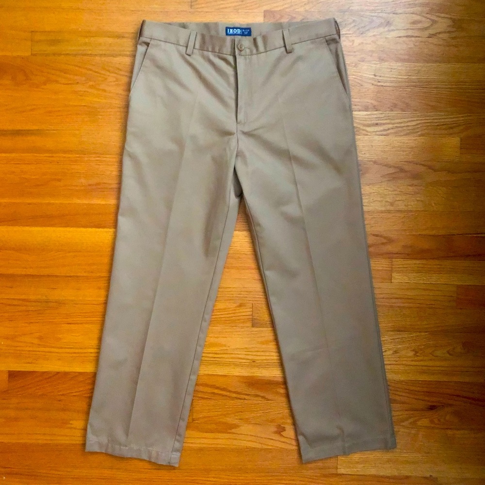 Izod -American Chino- Slim-Fit- 36x30